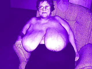 Az All Internal Cherry Jul ezt a ingyen nézhető pornó videók sima krémes tölteléket veszi fel