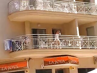 fiú baszik MILF pornofilmingyen Devon Lee anális